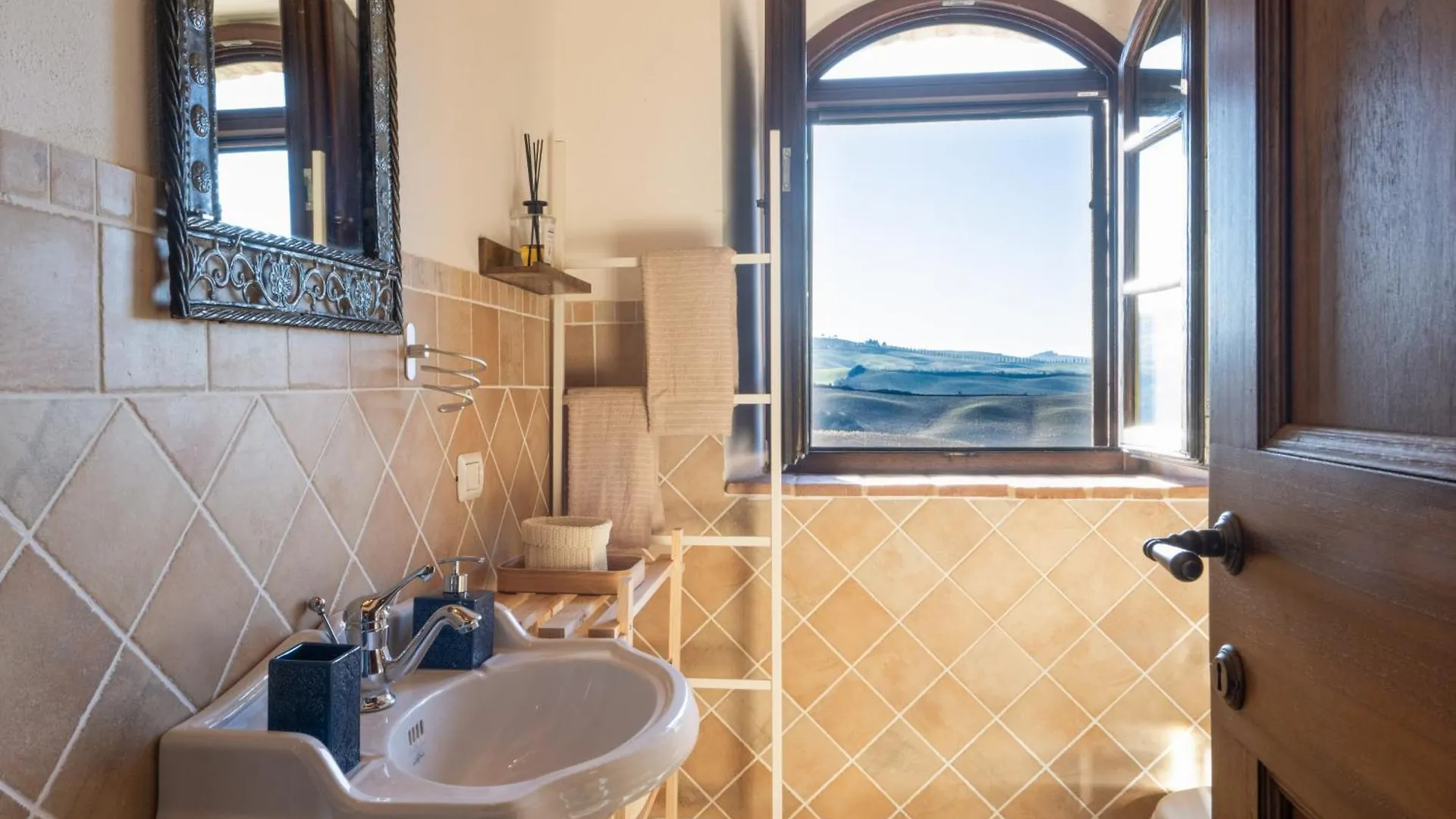 Holiday home Podere Fossaccio Casa Biancospino Asciano